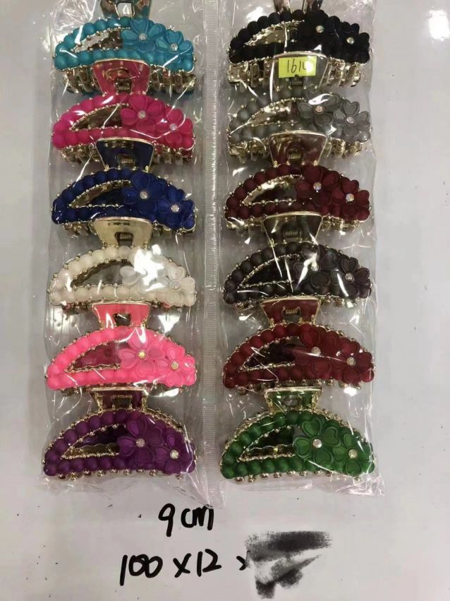Haishen Accessories, a popular and trendy Korean-style fashion classic, is a gold-plated double-layer with floral and diamond-dotted dotted faux pearl hairpin details Picture