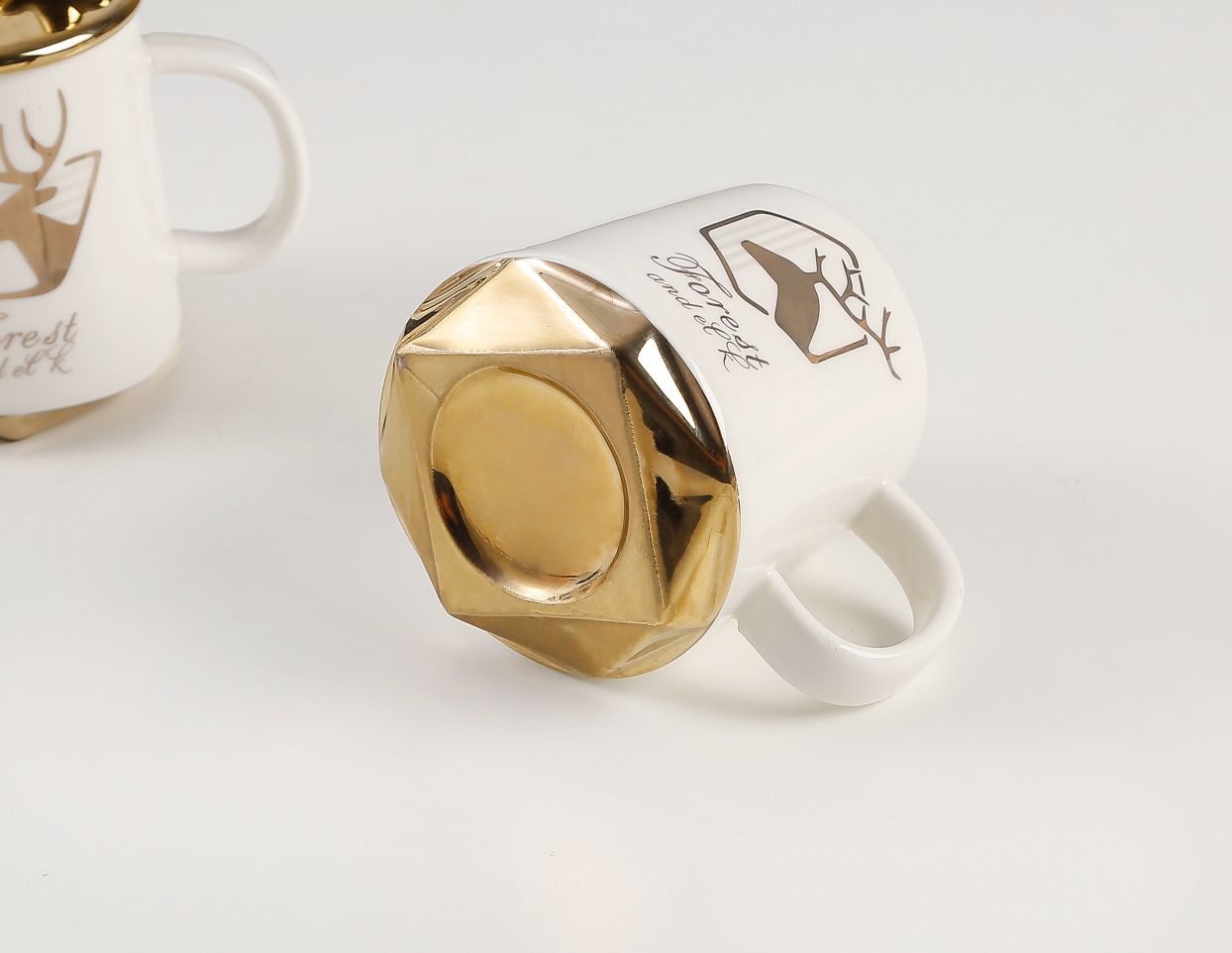 ins Nordic couple's simple antler ceramic cups, mugs, large-capacity breakfast milk cups, tea cups, and complimentary lid spoons Specification image
