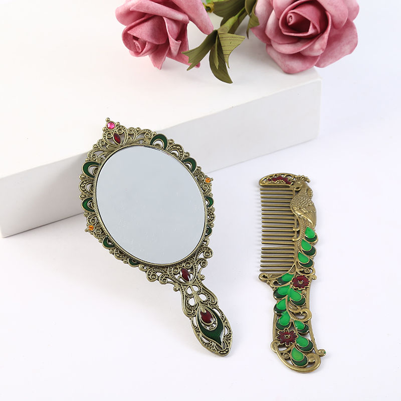 Retro handle small mirror metal hollowed-out gift mirror detail image 10