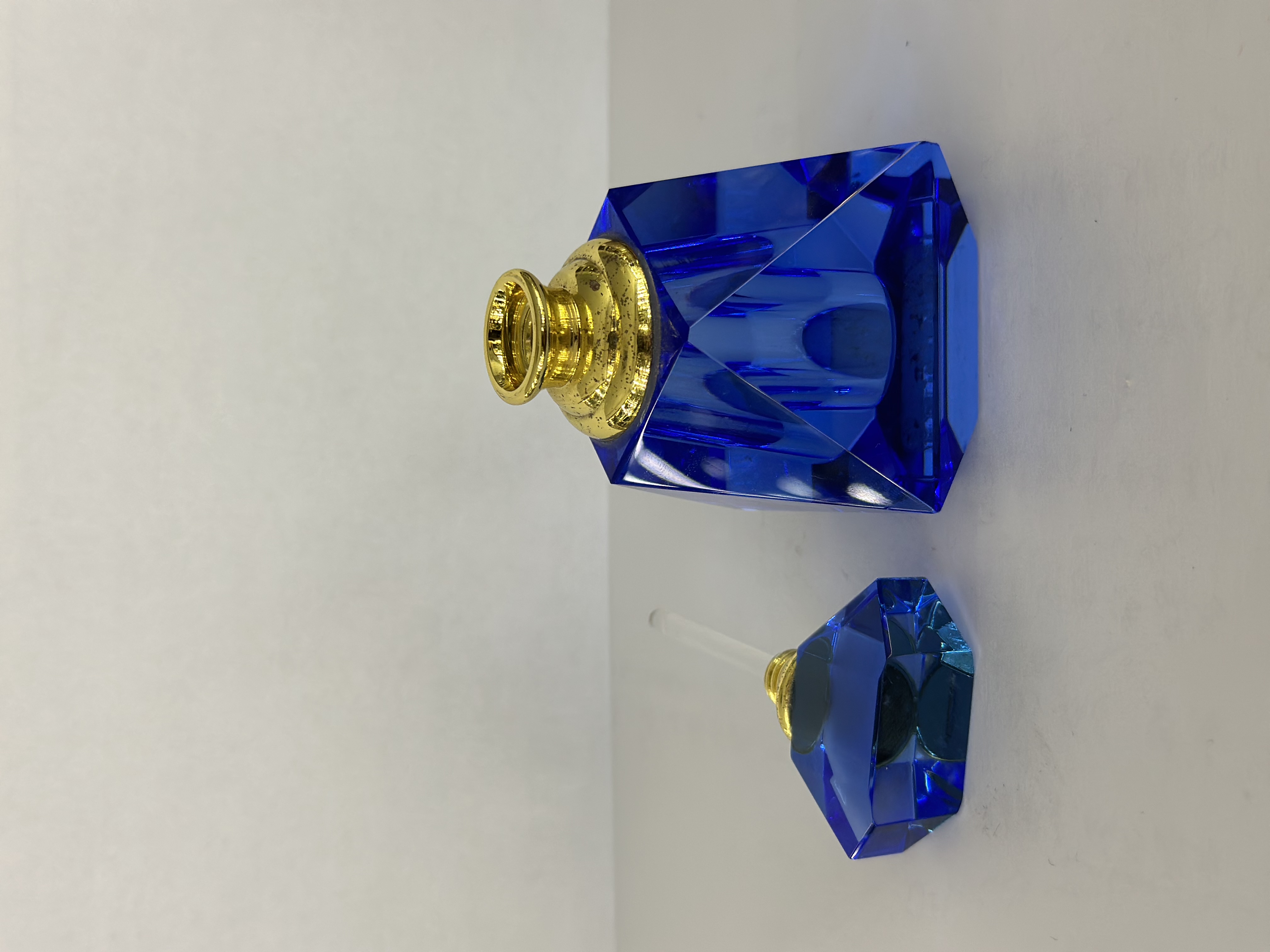 KA010-6cc Arab perfume bottle, glass bottle, handicrafts D3-7857 Alden Application Scenario