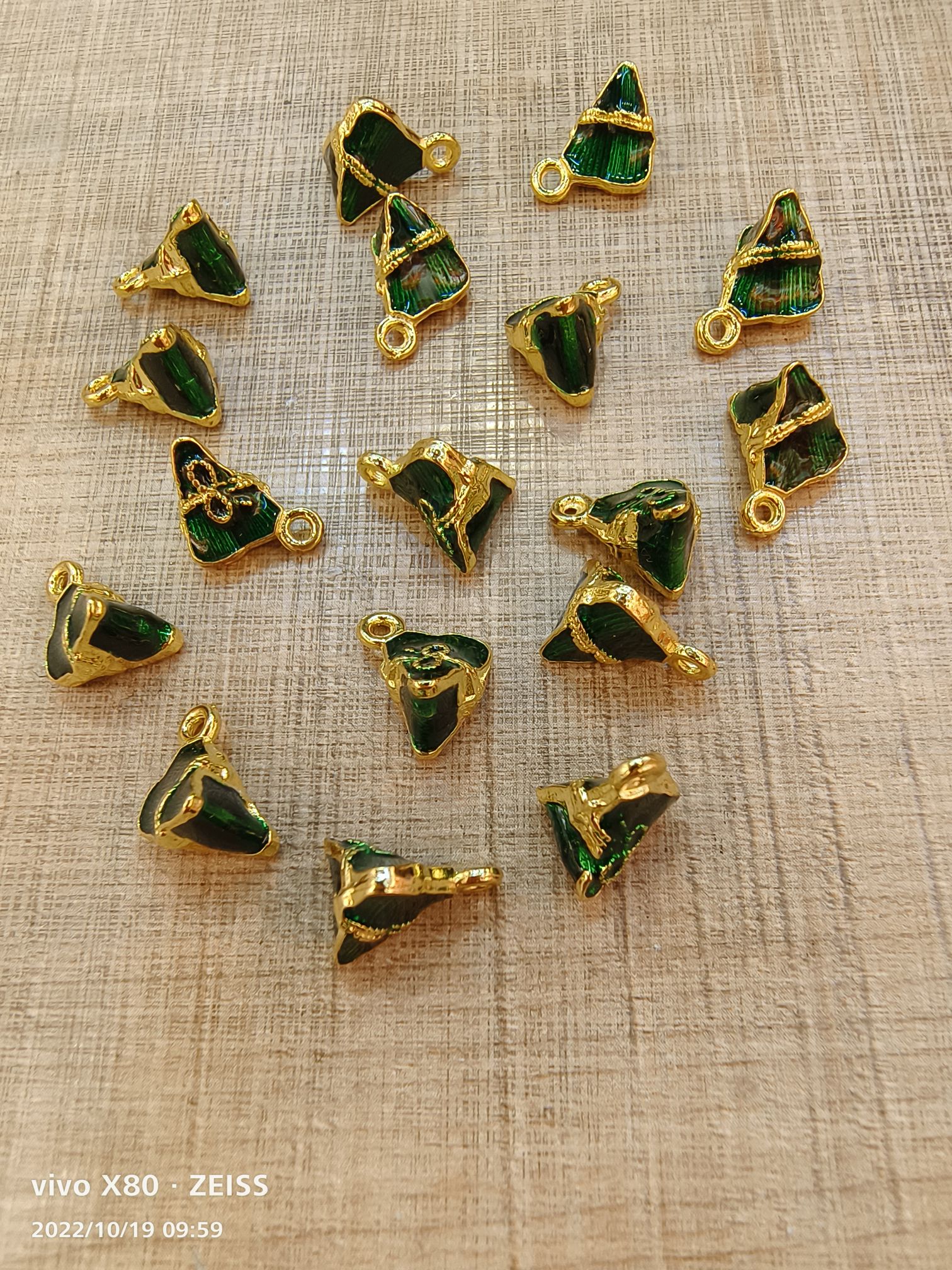 端午节小绿粽产品图