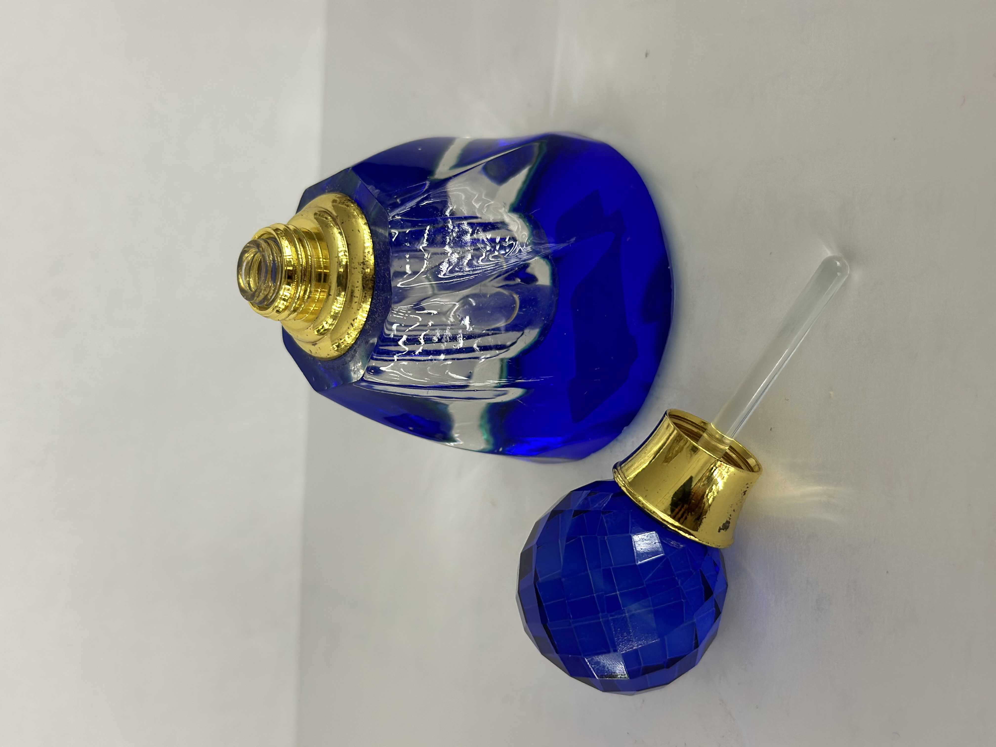 KA009-12cc Arabian perfume bottle, glass bottle, handicrafts D3-7857 Alden Application Scenario