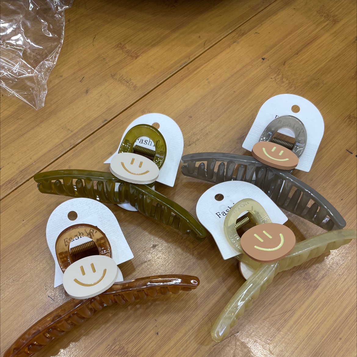 Grab Jelly-Colored Smiley Face 😃 Grab Clip full figure