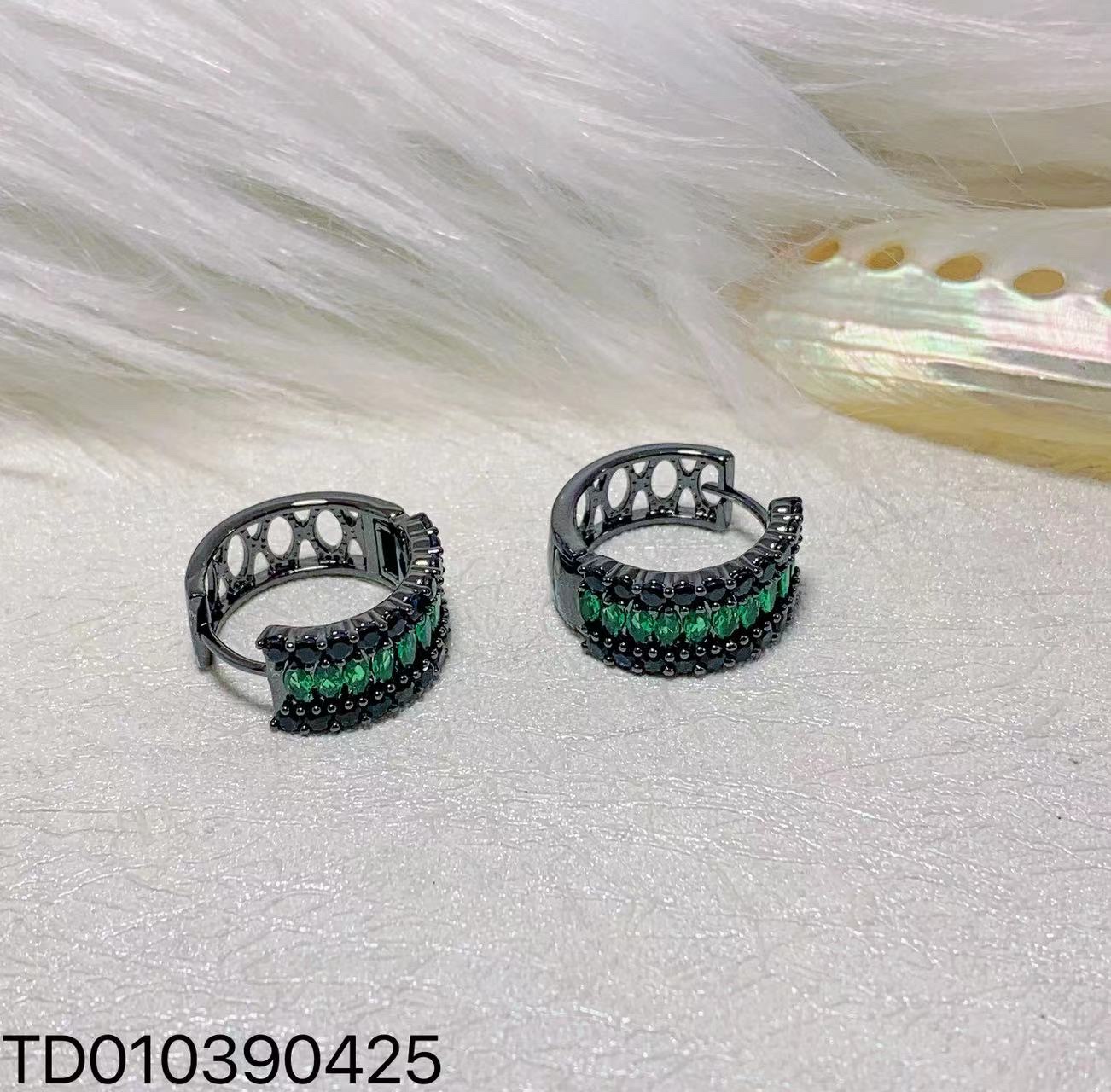 الطراز 024 من طراز Turazi Tielony Tuper Super Shie