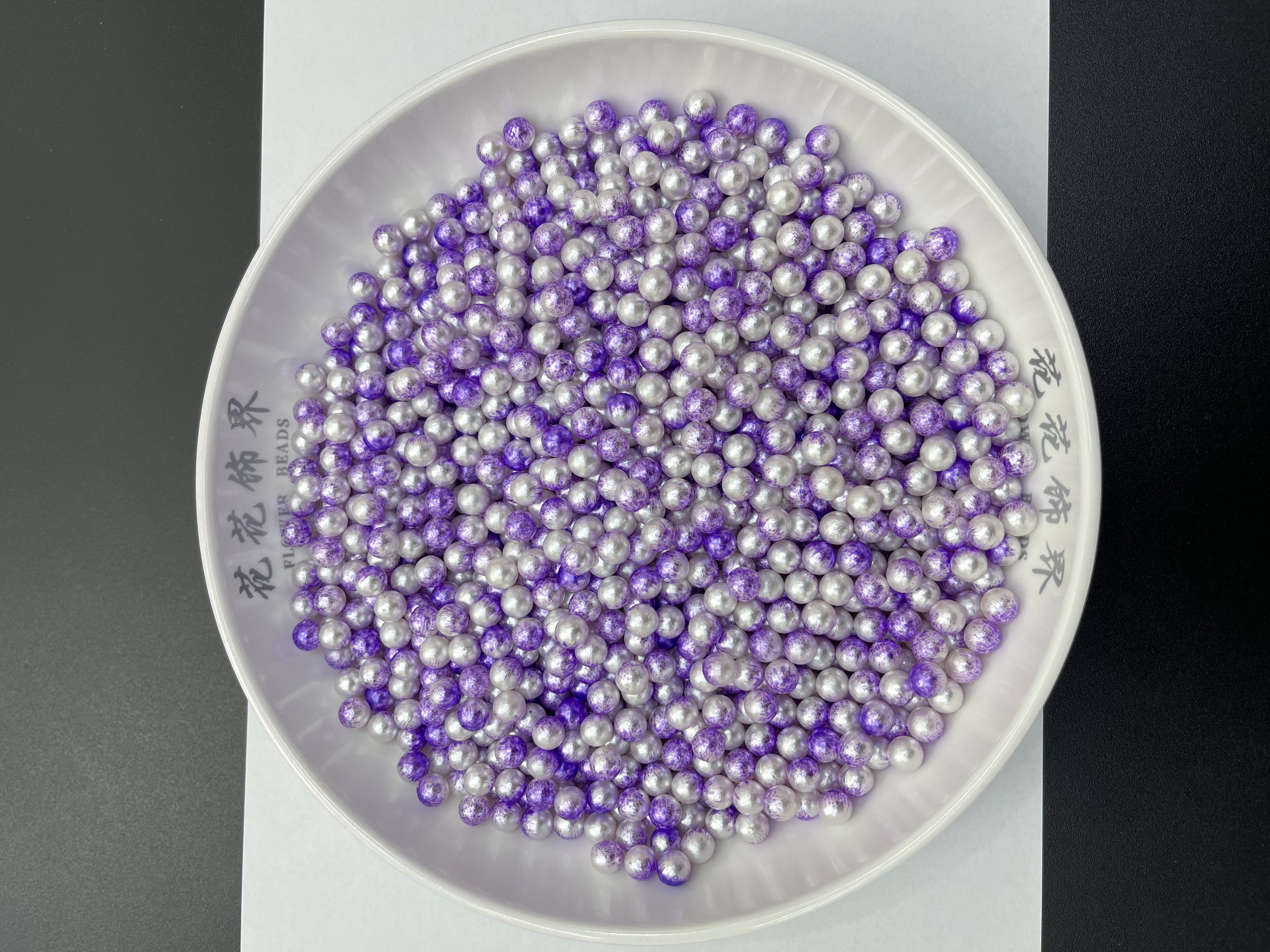 渐变珍珠细节图