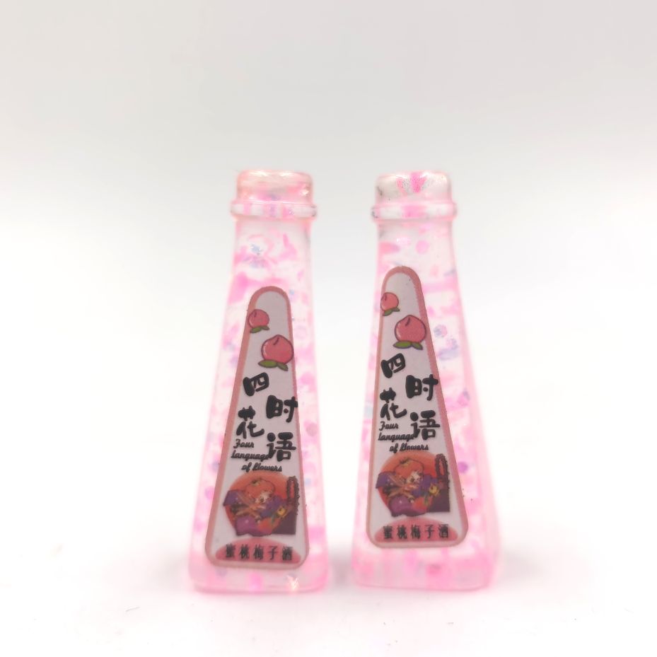 Resin accessories, mobile phones, refrigerators, patch materials, DIY handcrafted small bottles, wine bottles, simulation toys, accessories, beverage bottles, food and play ornaments, mixed packaging, clear packaging wholesale, four seasons flower language, 500 pieces per package Application Scenario