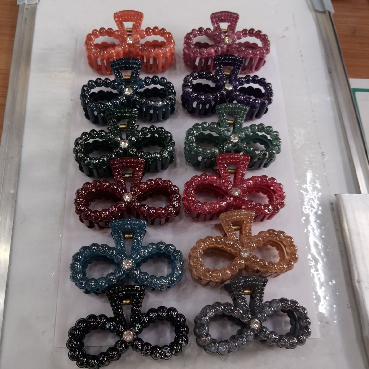 Haishen Accessories, a popular and trendy Korean-style fashion classic, transparent scallion pink dot diamond hair clip, shark clip, come for a bath Specification image