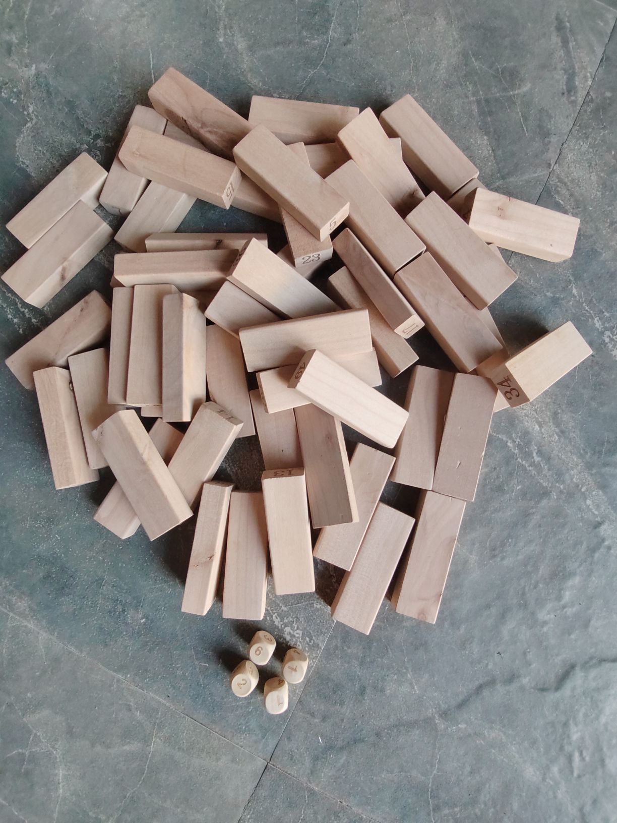 木制玩具产品图