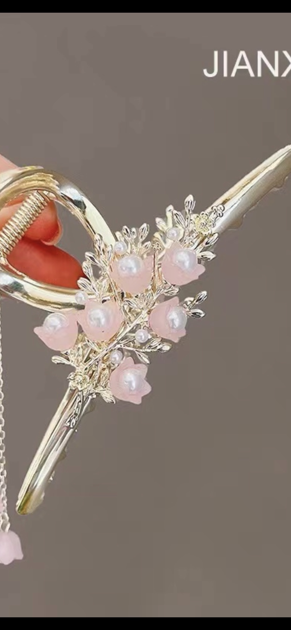 428036 plastic claw was a bestseller of the year in 2022 Specification image