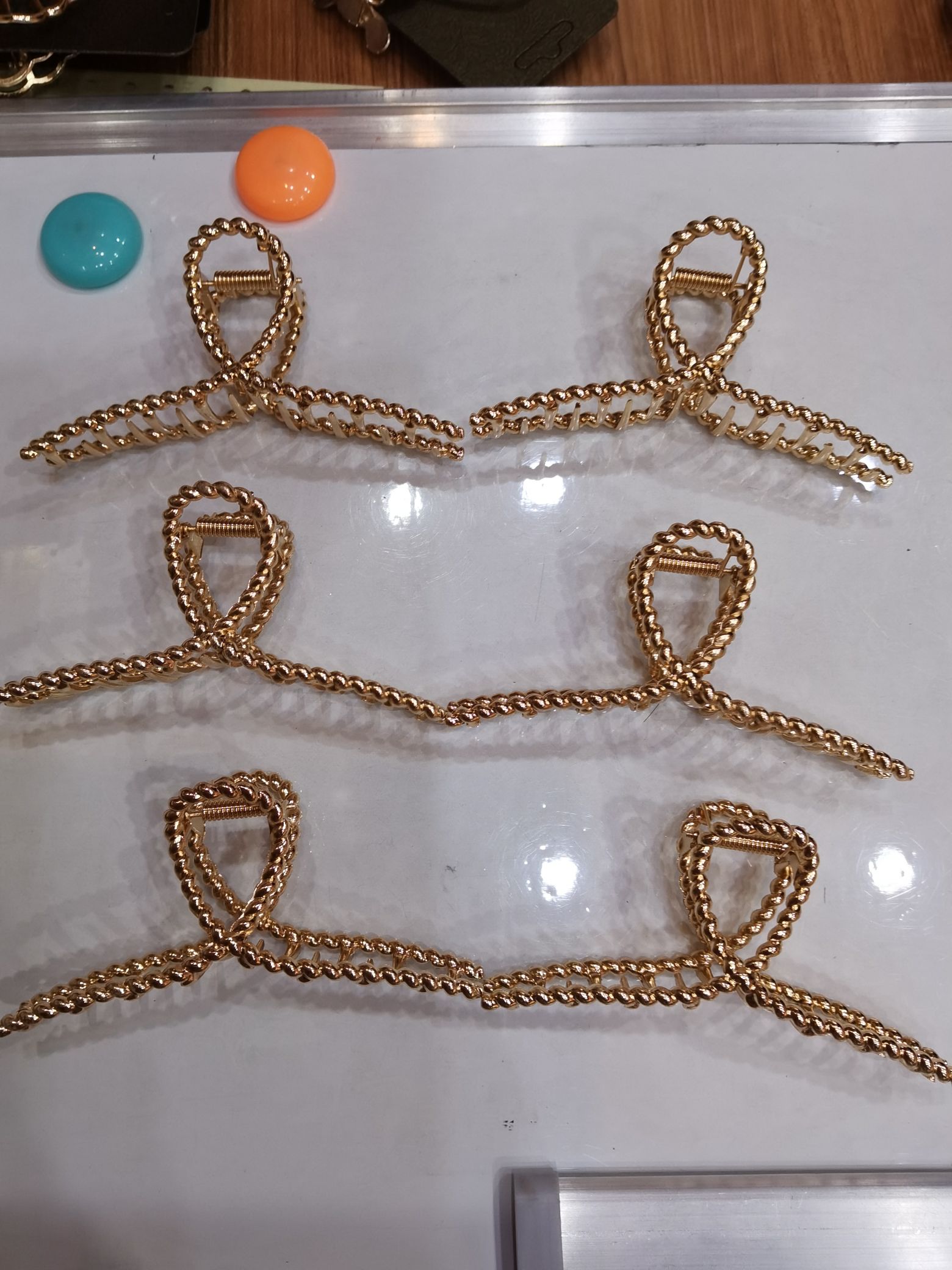 Haishen Accessories' popular and trendy Korean style fashion classic, trendy Korean style fashion 8 cm alloy hair clip and bath clip Application Scenario