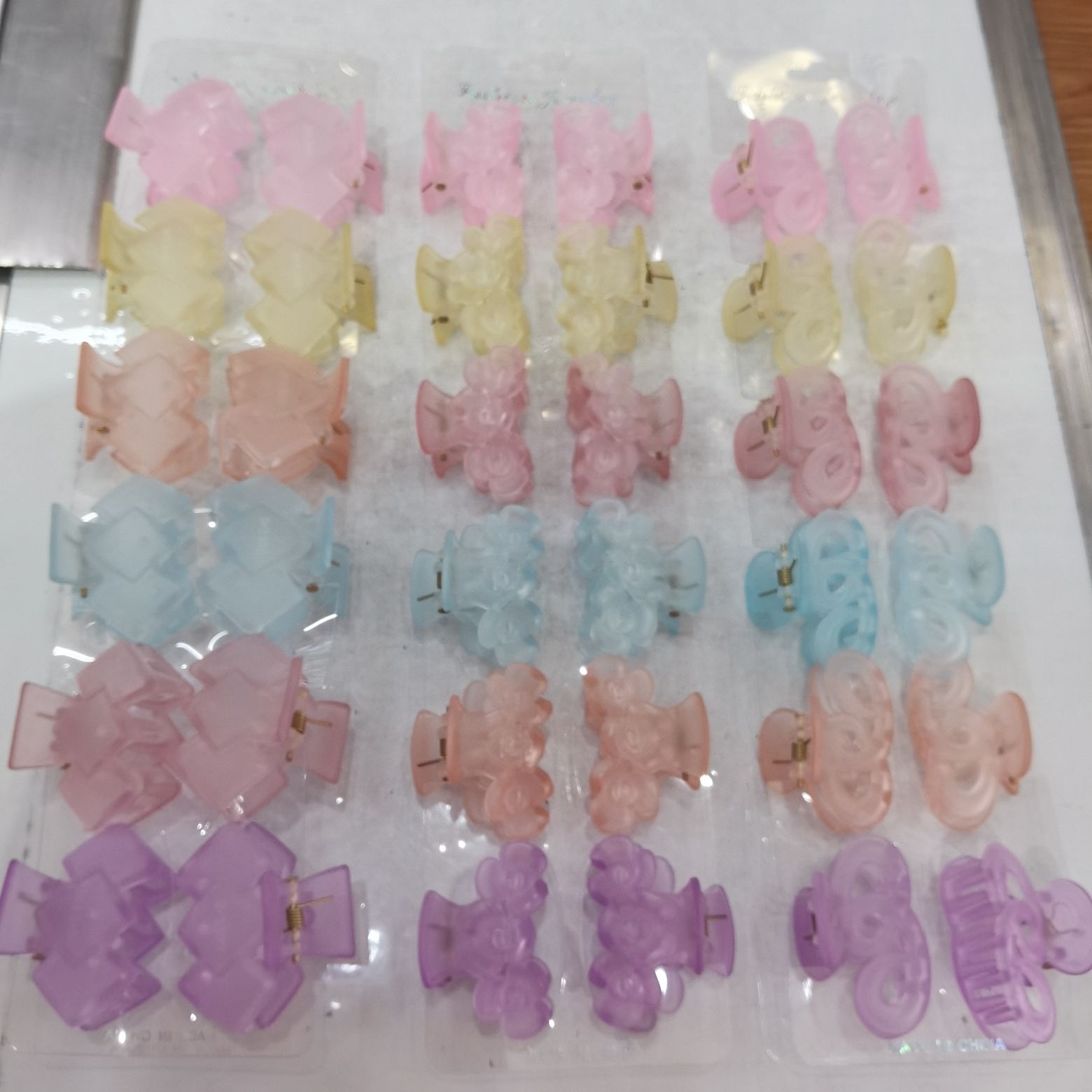 Haishen Accessories 4 cm Popular and trendy Korean-style classic and fashionable rubber frosted sugar fruit color grabber Application Scenario