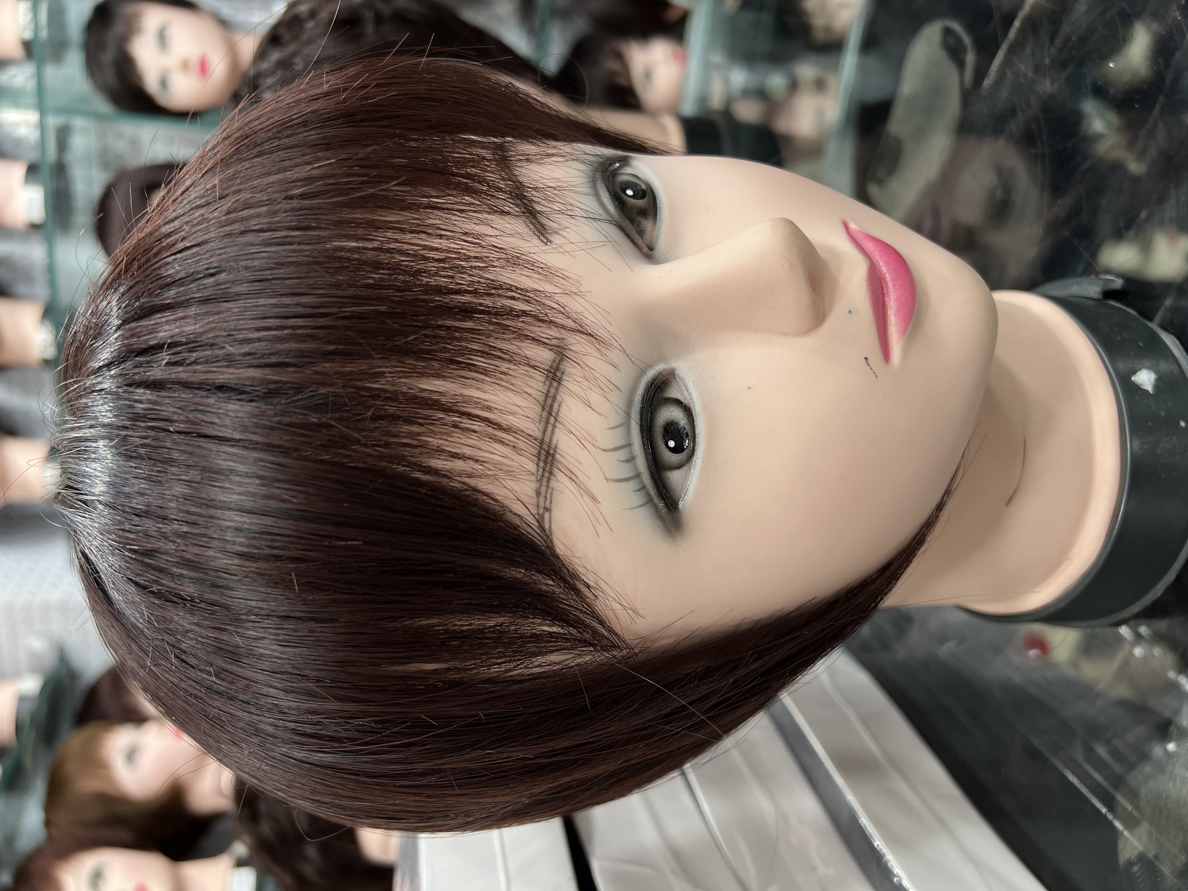 Fashionable wigs are light, thin and breathable Specification image