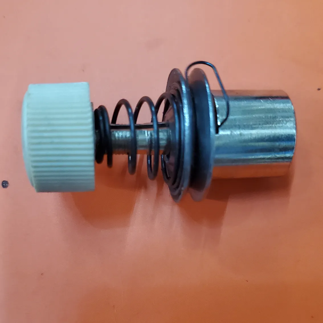 夹线器白底实物图