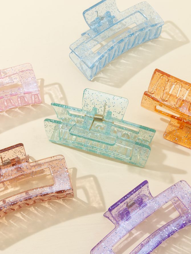 Haishen Jewelry is a popular and trendy Korean-style fashion classic for ladies. It features transparent scallion pink, square glitter pink and bright pink transparent grabbers Specification image