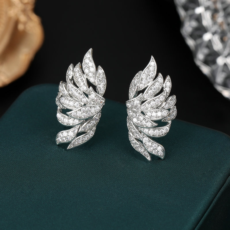 The 2022 new trendy earrings feature a light luxury and fashionable design with zircon inlays, creative feather wings, and no ear piercings or ear bone clips detail image 8