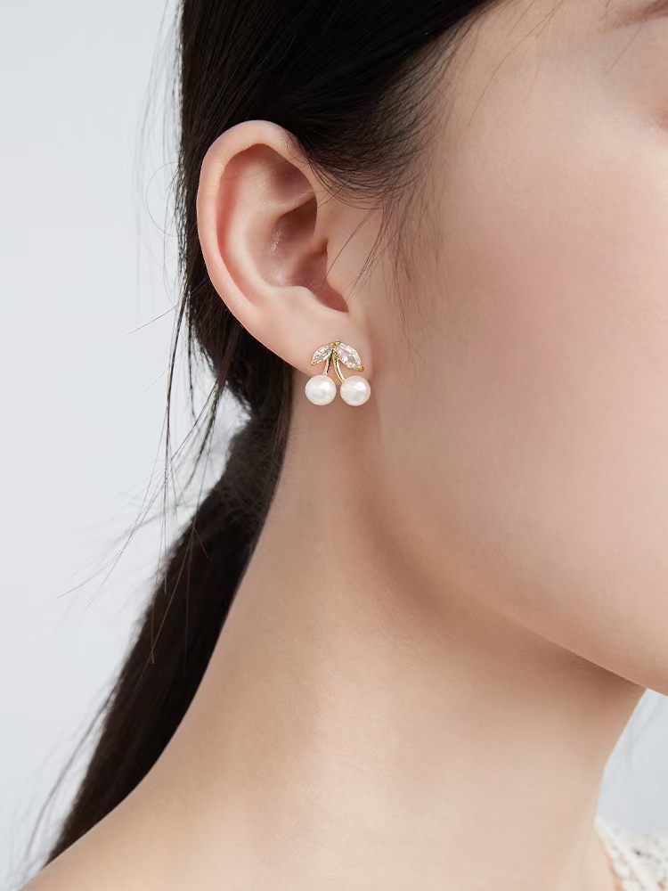 A set of freshwater pearl cherry with a niche design sense and a light luxury and high-end look