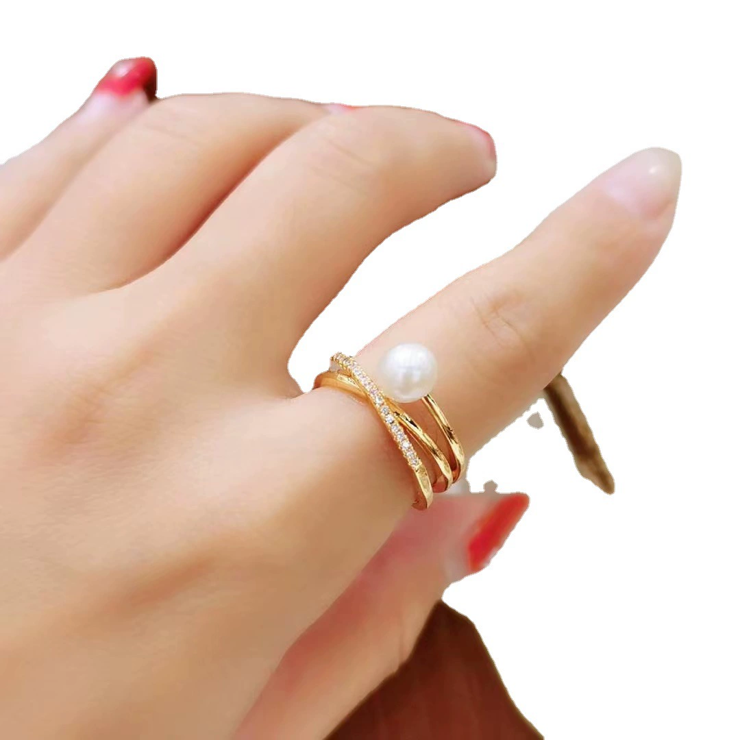 The new Korean version natural freshwater pearl ring is fashionable and versatile. It is a lucky micro-set 14k gold handcrafted open ring Application Scenario