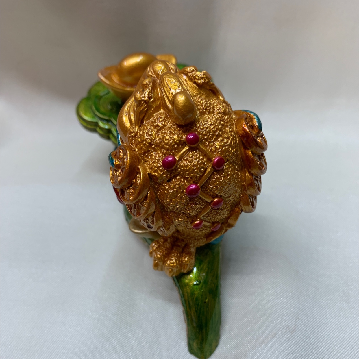 CAI's Craft Fine Resin Material hand-painted Craft Small Decorative item, item Number -20221 Ruyi Golden Toad Item Picture