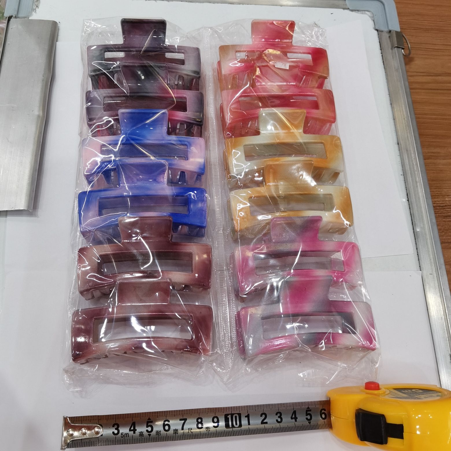 Haishen Accessories, a popular and trendy Korean-style fashion classic, transparent grabber, plastic hair clip, gradient two-color cracked hair clip Specification image