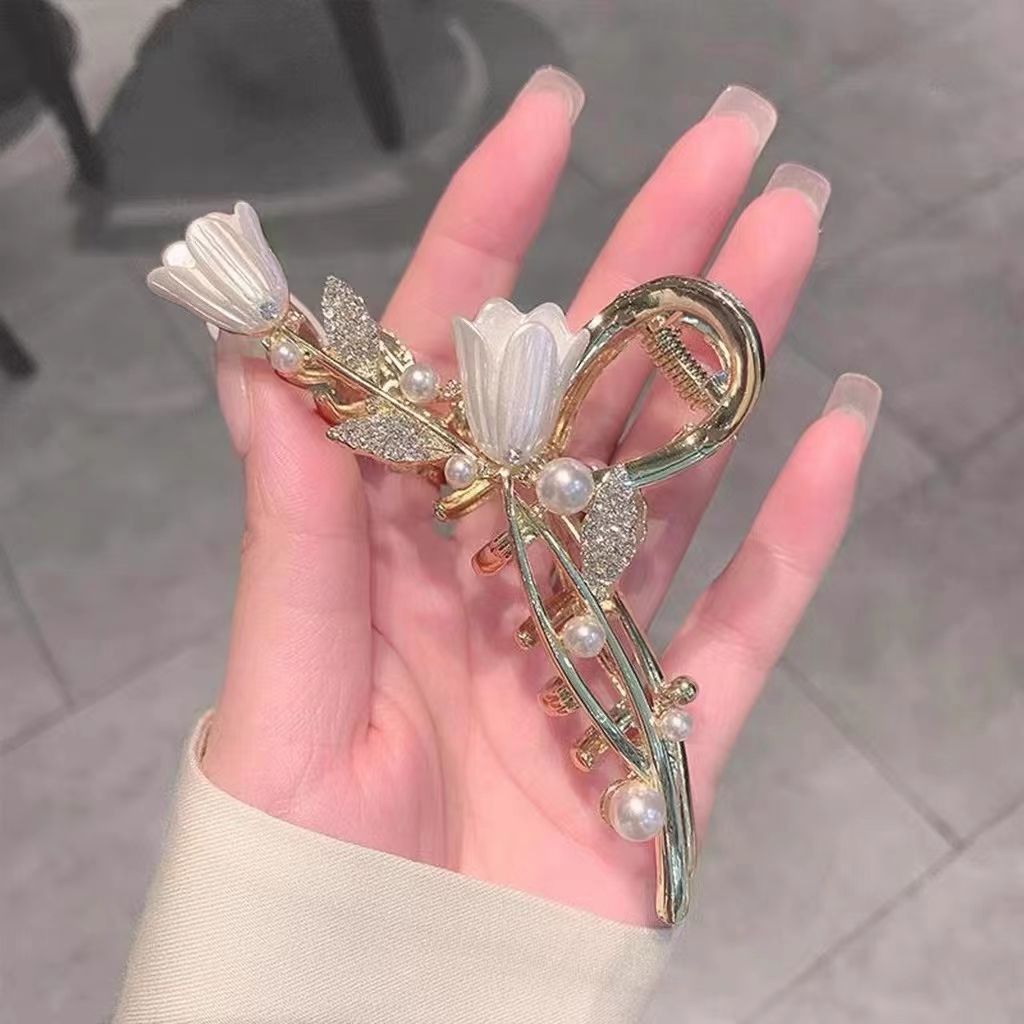 超仙女高级感百合花朵抓夹精致发夹女后脑勺大号鲨鱼夹子头饰新款 