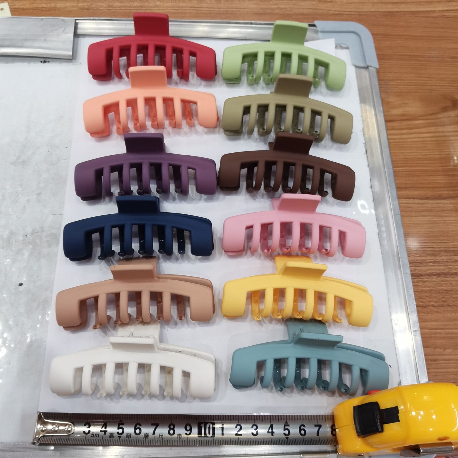 Haishen Accessories, a popular and trendy Korean-style fashion classic, trendy ladies' candy, rubber, matte, colorful rubber classic scratch-off Specification image