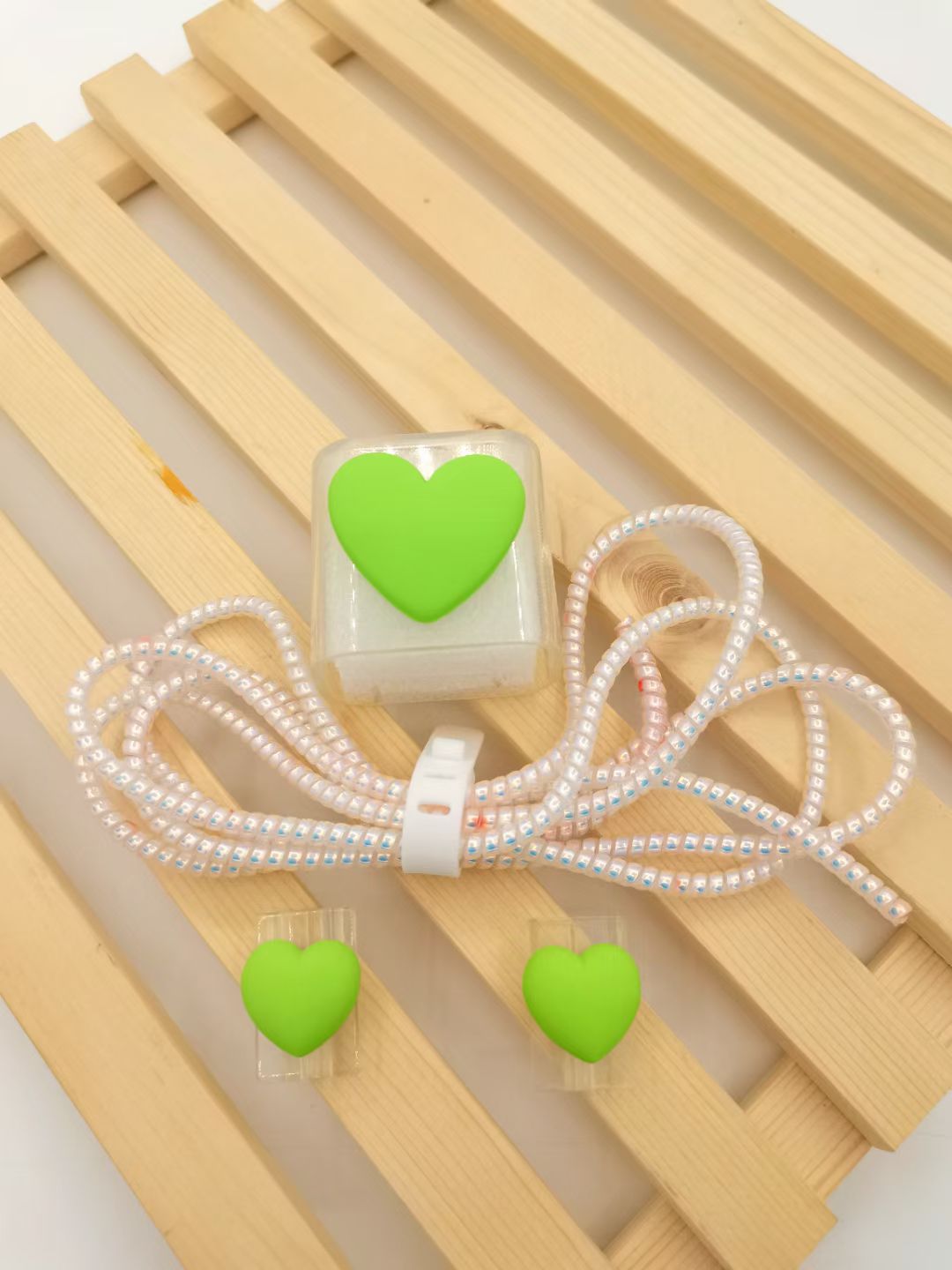 Five-piece set of charging head protective case, data cable protective case and winding device detail image 6