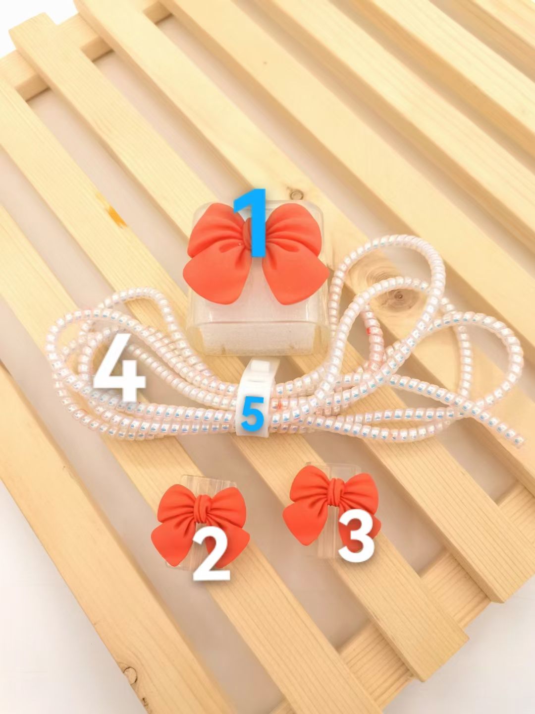 Five-piece set of charging head protective case, data cable protective case and winding device Item Picture