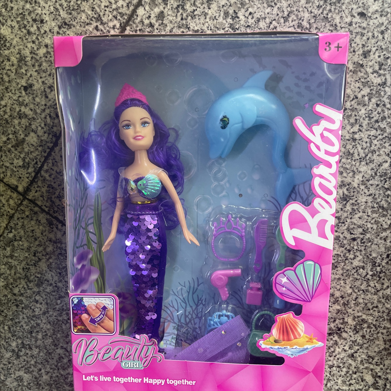 New doll set with accessories. The dolls are solid and the hair is randomly selected. Doll mix style, random. Welcome both new and old customers to make your purchase. The doll comes with accessories and the hair is randomly mixed in color details Picture
