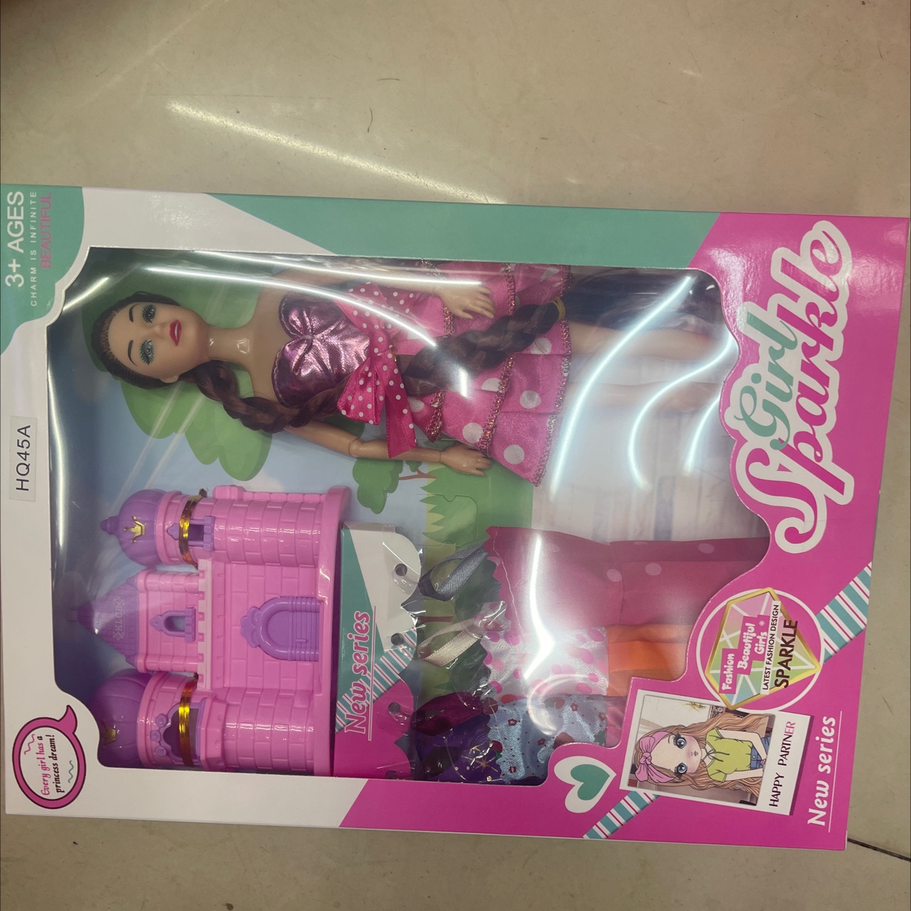 New doll set with accessories. The dolls are solid and the hair is randomly selected. Specification image