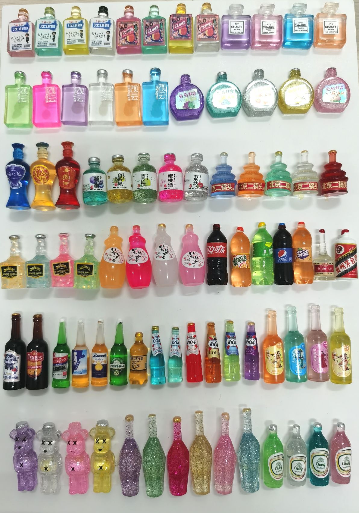 Resin accessories, mobile phones, refrigerators, patch materials, DIY handcrafted small bottles, wine bottles, simulation toys, accessories, beverage bottles, food and play ornaments, mixed packaging, clear packaging wholesale, queer, 500 pieces per package detail image 9