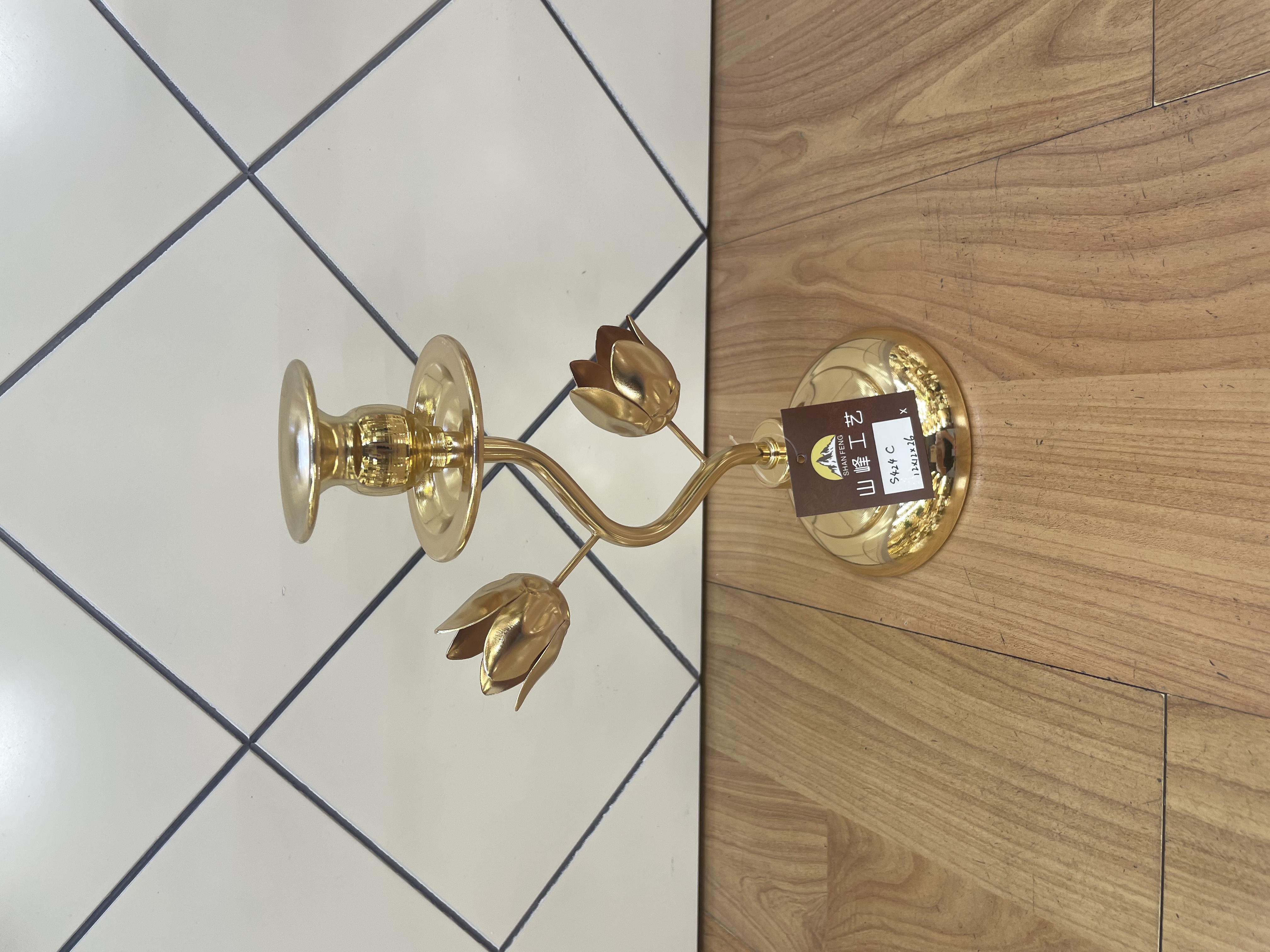 金属工艺品/合金烛台/烛台细节图