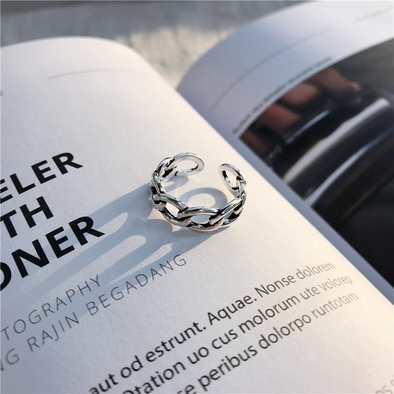 A wide-faced index finger ring from Japan and South Korea for women, with a retro and aged look, adjustable opening, exaggerated and creative personality Specification image