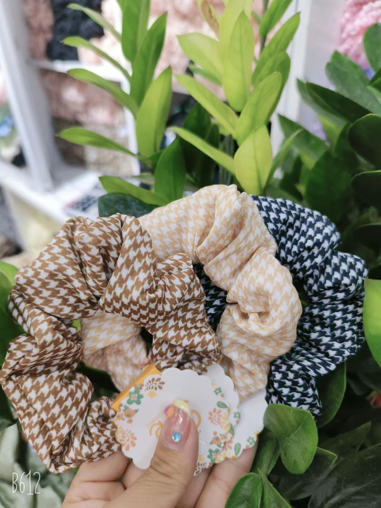 11 cross-border best-selling large Intestine rings, 60-color solid color bright color Ding Pig large intestine rings, hair rings, elastic hair rings, direct supply from the manufacturer pic 3