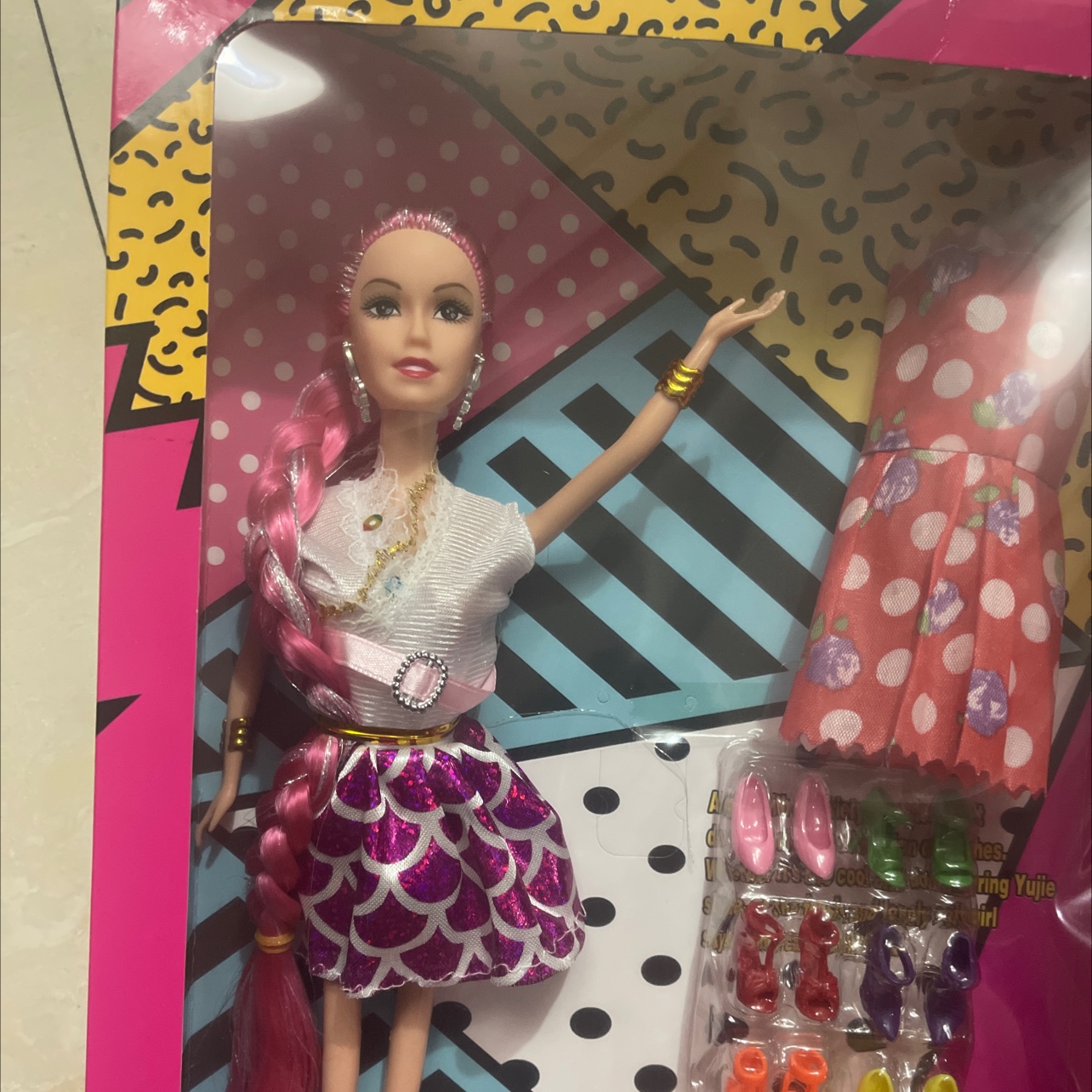 2022-33 New doll set with accessories. The dolls are solid and the hair is randomly selected. Doll mix style, random. Welcome both new and old customers to make your purchase Application Scenario