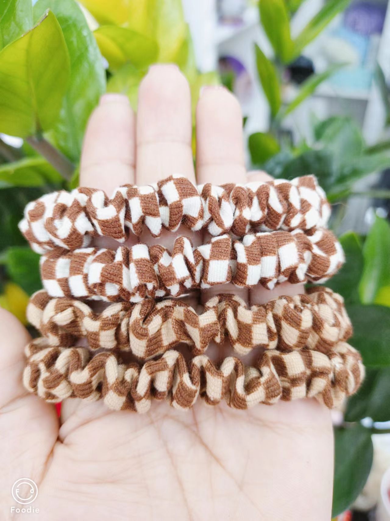 The small intestine circle grid is a cross-border bestseller. 60 colors of solid color, bright color, Ding pig large intestine circle, hair circle, elastic hair circle, direct supply from the manufacturer detail image 2