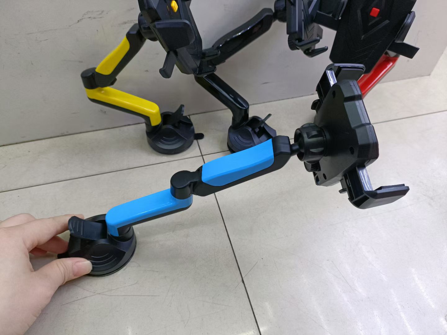 车载手机支架实物图