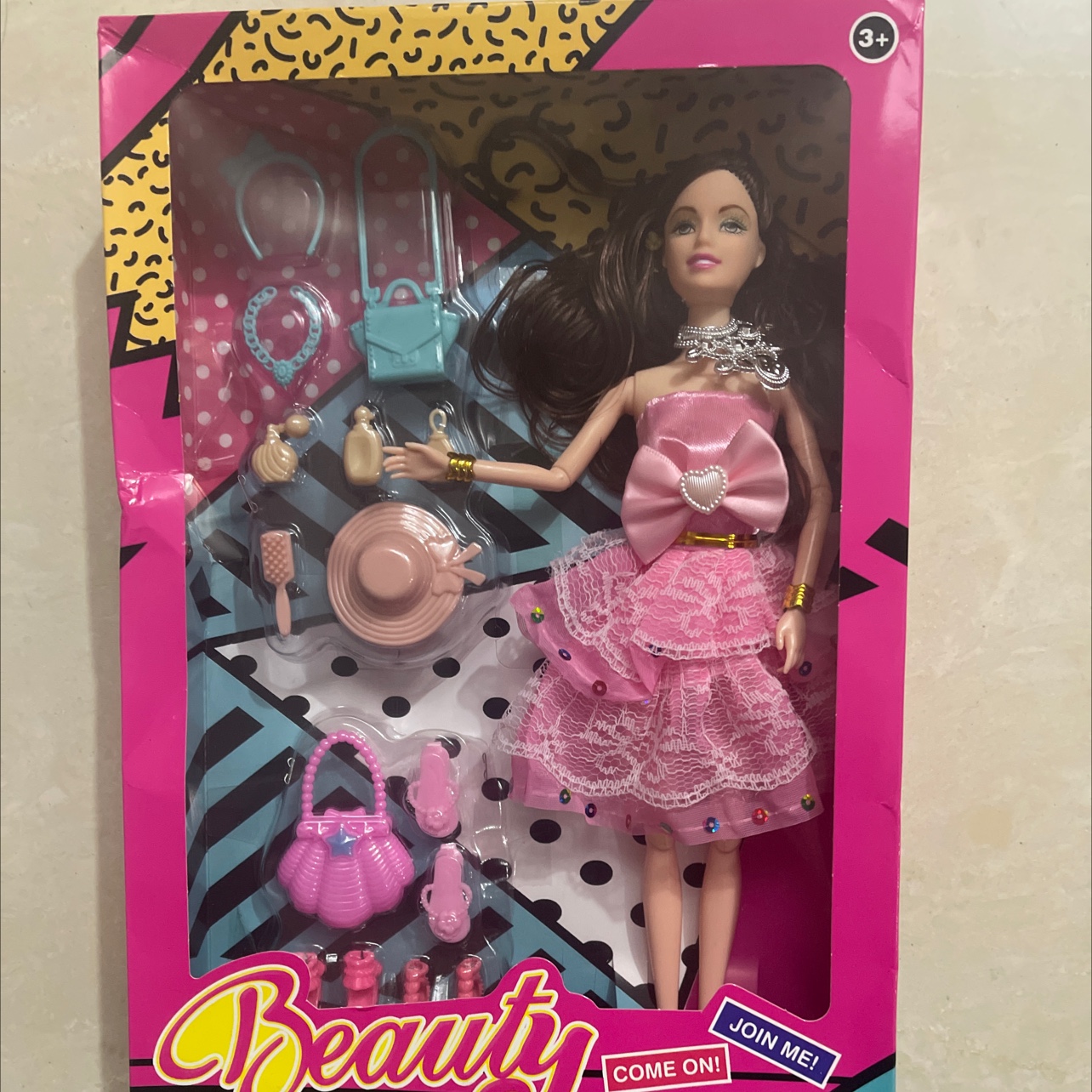 2022-35 New doll set with accessories, solid dolls, hand joint dolls. The hair is random. Doll mix style, random. Welcome both new and old customers to make your purchase details Picture