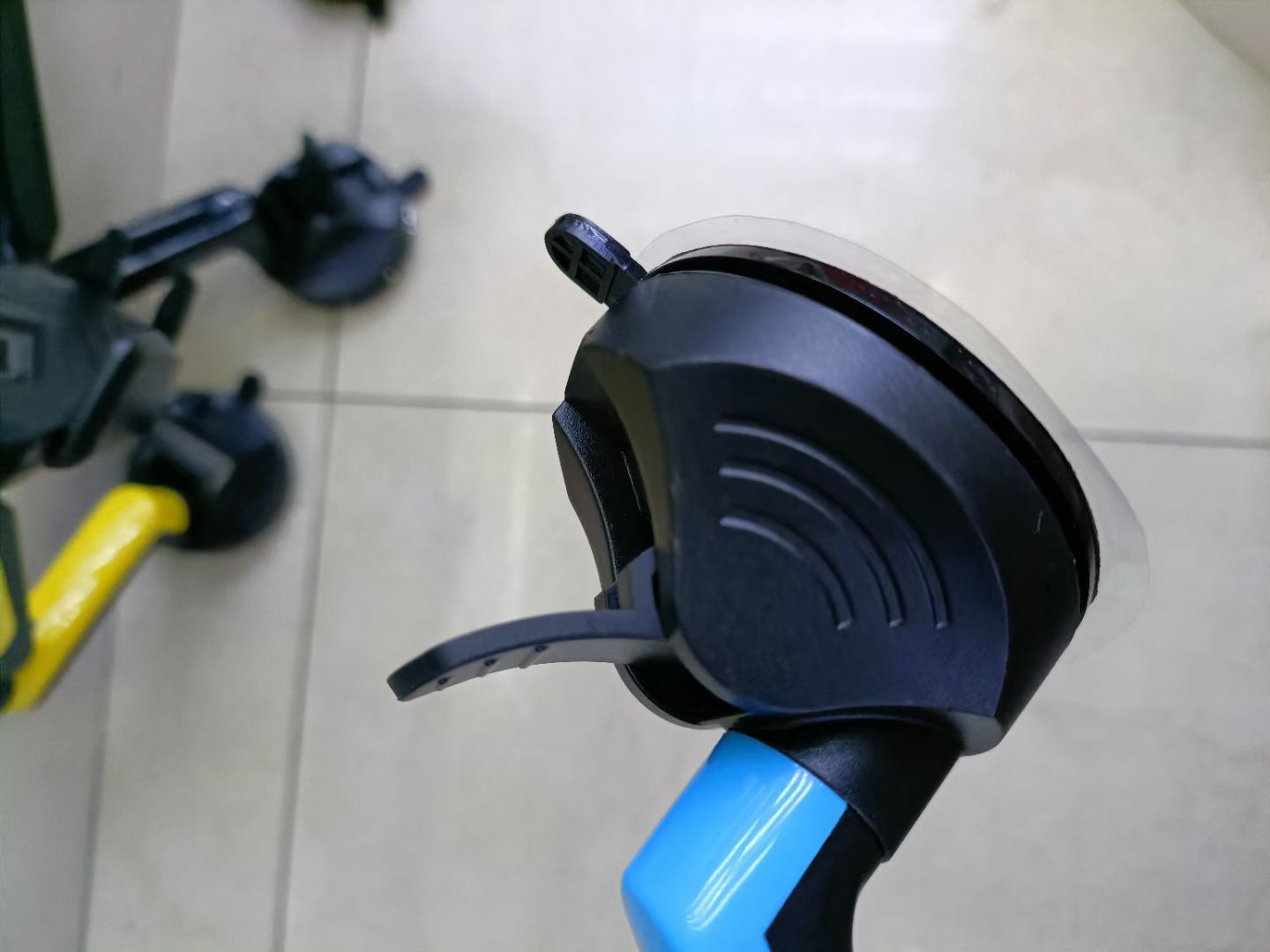 1910R2旋转360吸盘手机支架 车载支架详情图3