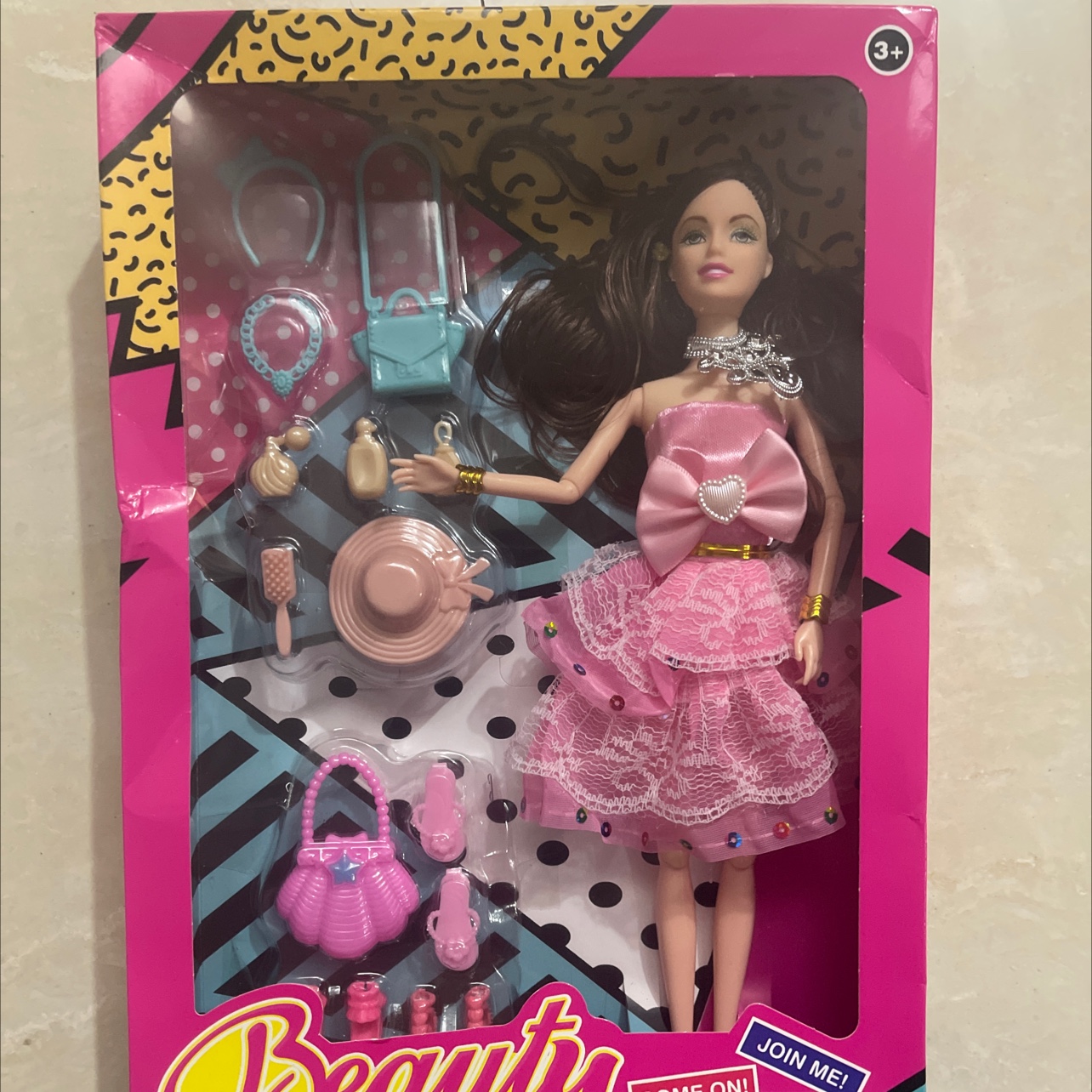 2022-35 New doll set with accessories, solid dolls, hand joint dolls. The hair is random. Doll mix style, random. Welcome both new and old customers to make your purchase Application Scenario