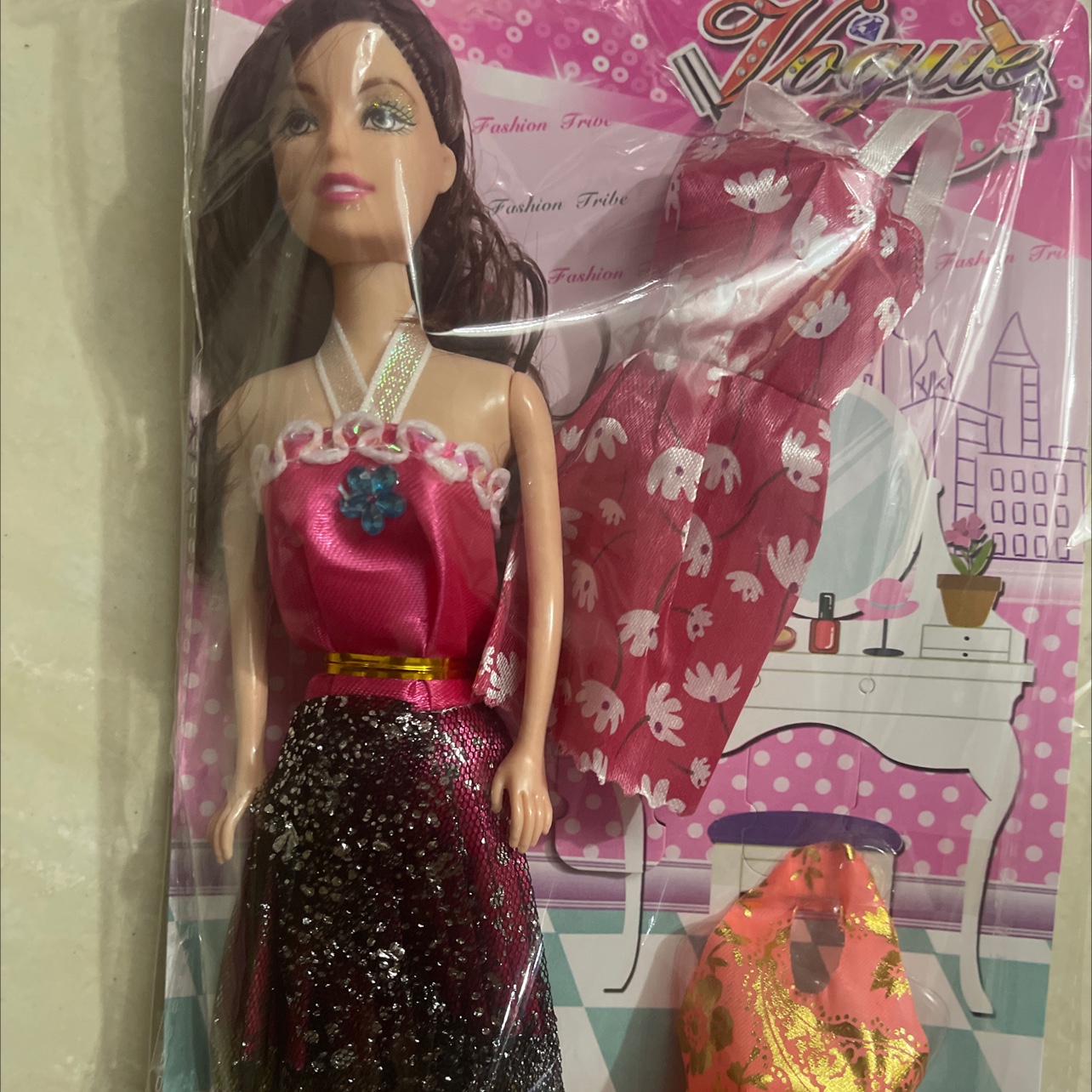 2020-39 New style dolls with clothes. There are shoes. The doll is solid and its hair is random. Doll mix style, random. Welcome both new and old customers to make your purchase Specification image