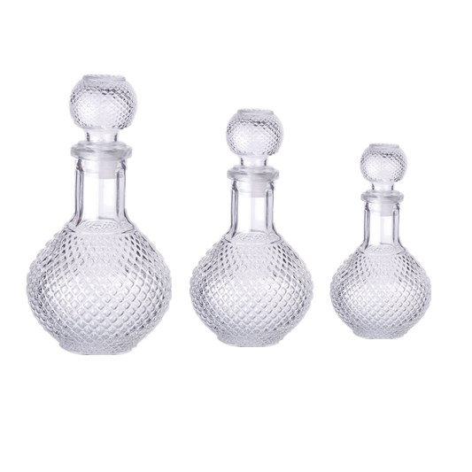 زجاجة خمر خمر مختوم وزجاجة خمر بيضاء خمر ذاتي Item Picture