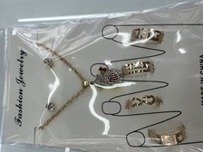 四个风格迥异戒指耳钉多样式图案设计理念项链搭配套装