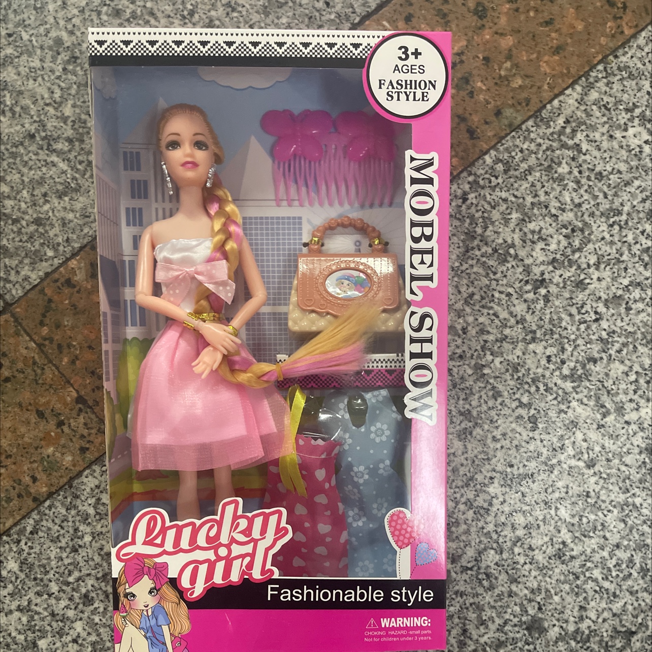 54-2022. New doll set with accessories. The dolls are solid and the hair is randomly selected. Doll mix style, random. Welcome both new and old customers to make your purchase