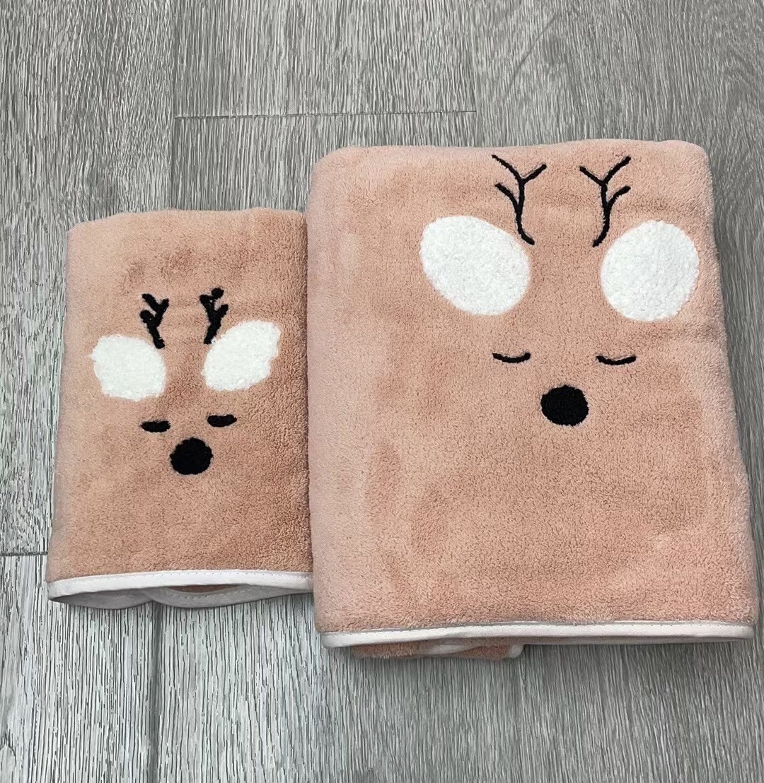 New coral fleece dry hair towel and bath towel set with animal cartoon two-piece design. Soft for bathing, washing face and hair, absorbs water without shedding, dries sweat and dries quickly details Picture