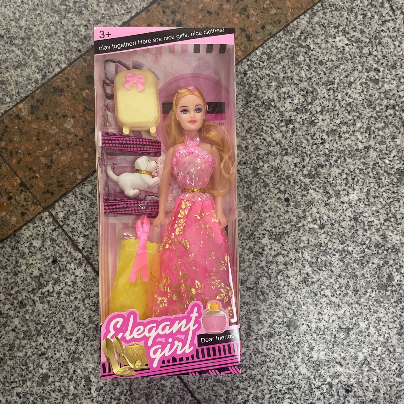 51-2022. The new doll set comes with accessories. The hollow hair of the doll is randomly selected. Doll mix style, random. Welcome both new and old customers to make your purchase Specification image