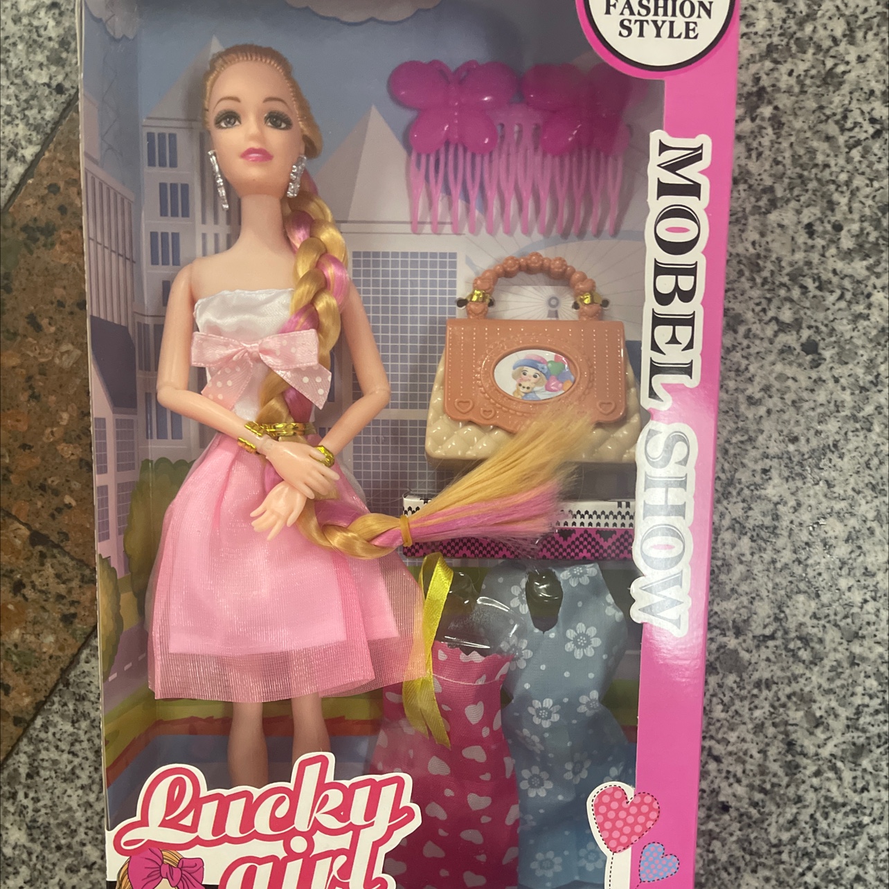 54-2022. New doll set with accessories. The dolls are solid and the hair is randomly selected. Doll mix style, random. Welcome both new and old customers to make your purchase Specification image