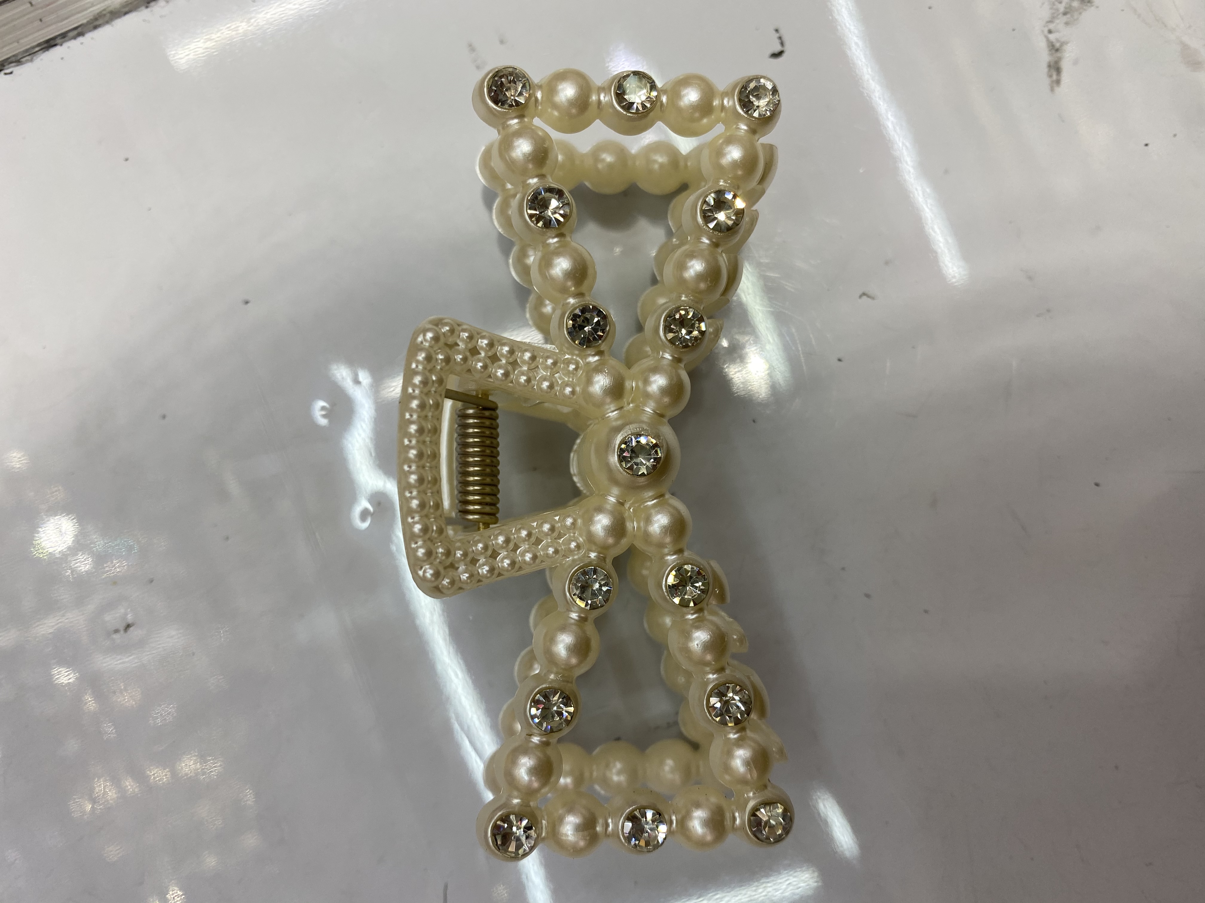 网红爆款/镶钻抓夹/珍珠抓夹产品图