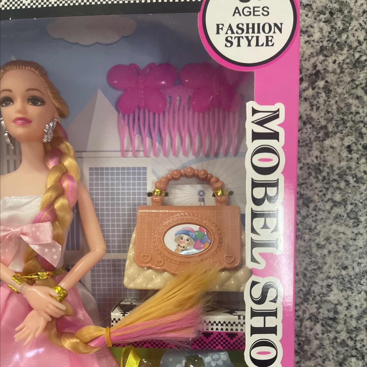 54-2022. New doll set with accessories. The dolls are solid and the hair is randomly selected. Doll mix style, random. Welcome both new and old customers to make your purchase Application Scenario