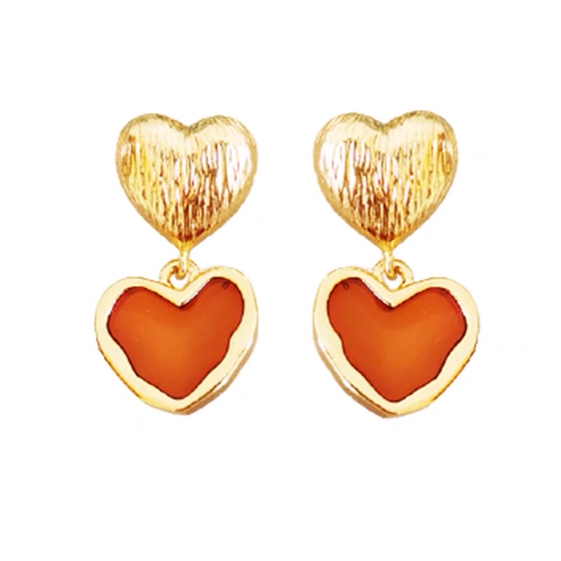 Silver needle earrings 925 sterling silver anti-allergy and versatile 2021 new style Hong Kong style lost a high-end heart-shaped retro girl Specification image