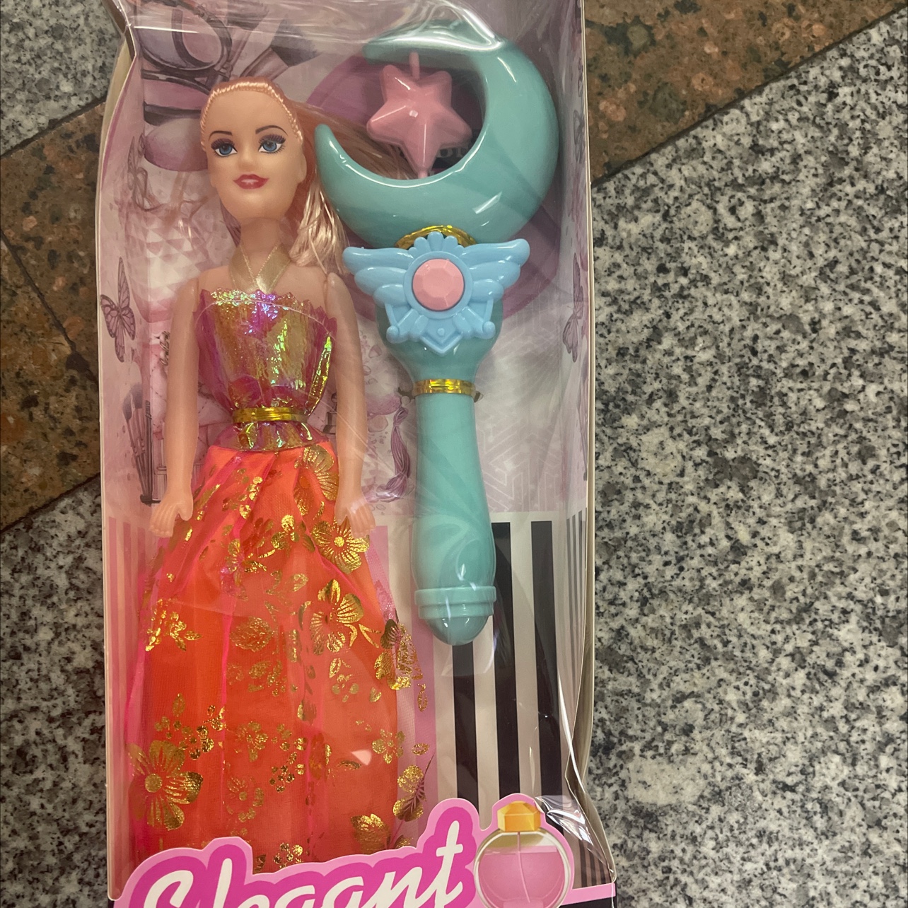 The latest product is the 2022-50 new style doll set with accessories. Hair is randomly selected. Doll mix style, random. Welcome both new and old customers to make your purchase Specification image